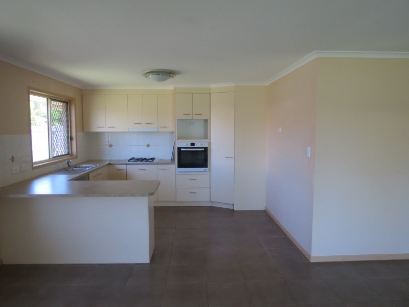 8 Redgum Court, Urraween QLD 4655