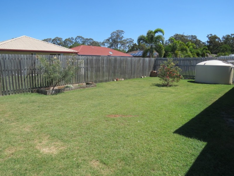 8 Redgum Court, Urraween QLD 4655