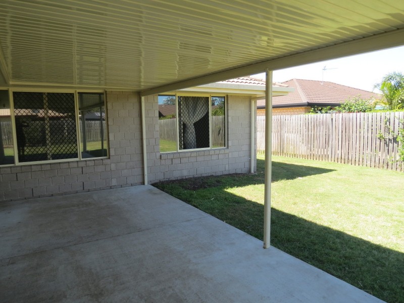 8 Redgum Court, Urraween QLD 4655