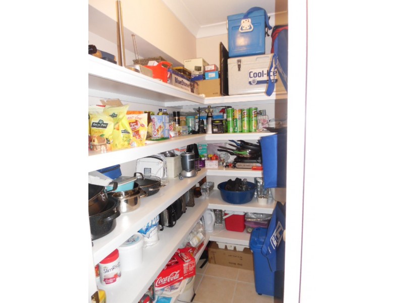 5 Benson Close, Urraween QLD 4655