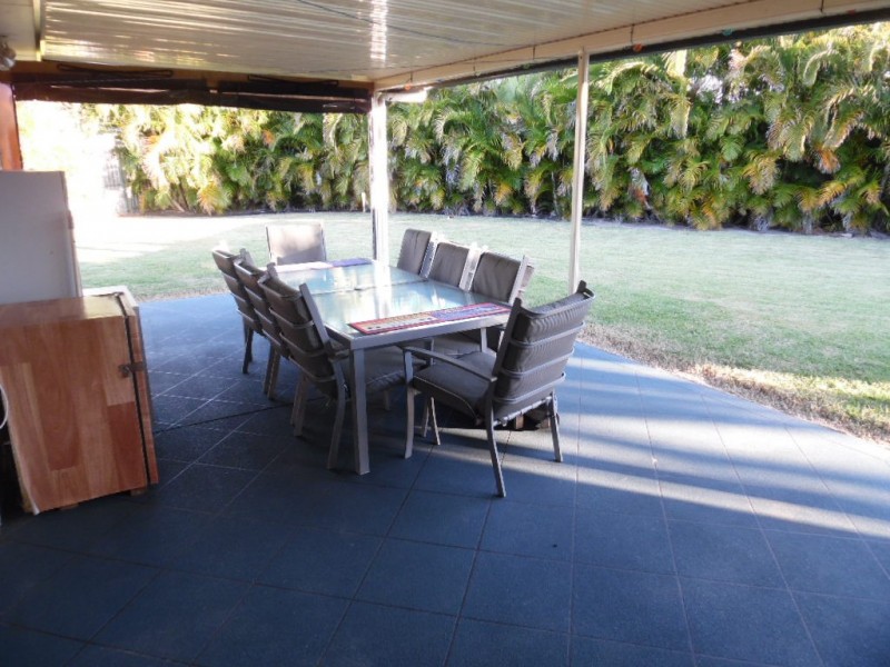 5 Benson Close, Urraween QLD 4655