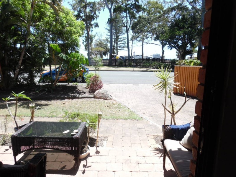 1/436 Esplanade, Torquay QLD 4655