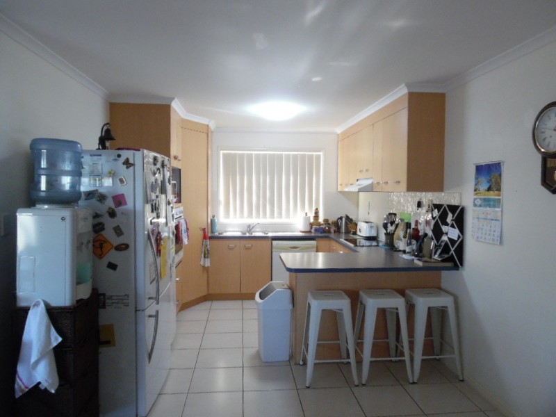 37 Archer Drive, Point Vernon QLD 4655