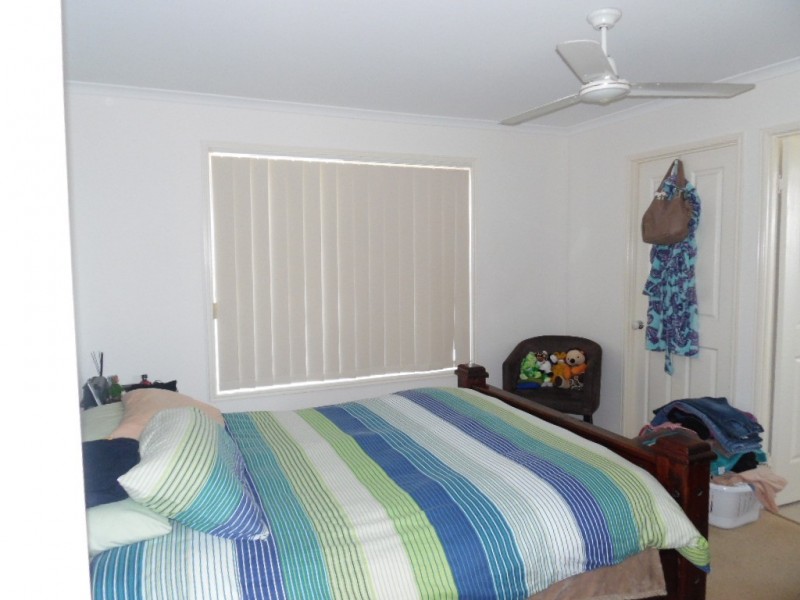 37 Archer Drive, Point Vernon QLD 4655