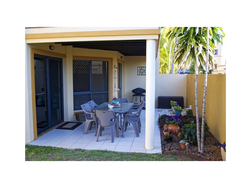 48/33 Elizabeth Street, Urangan QLD 4655