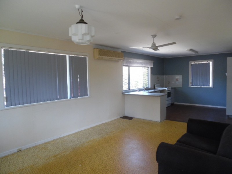 35 Neils Street, Pialba QLD 4655