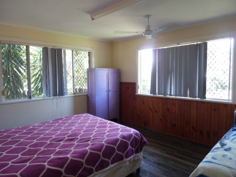 35 Neils Street, Pialba QLD 4655