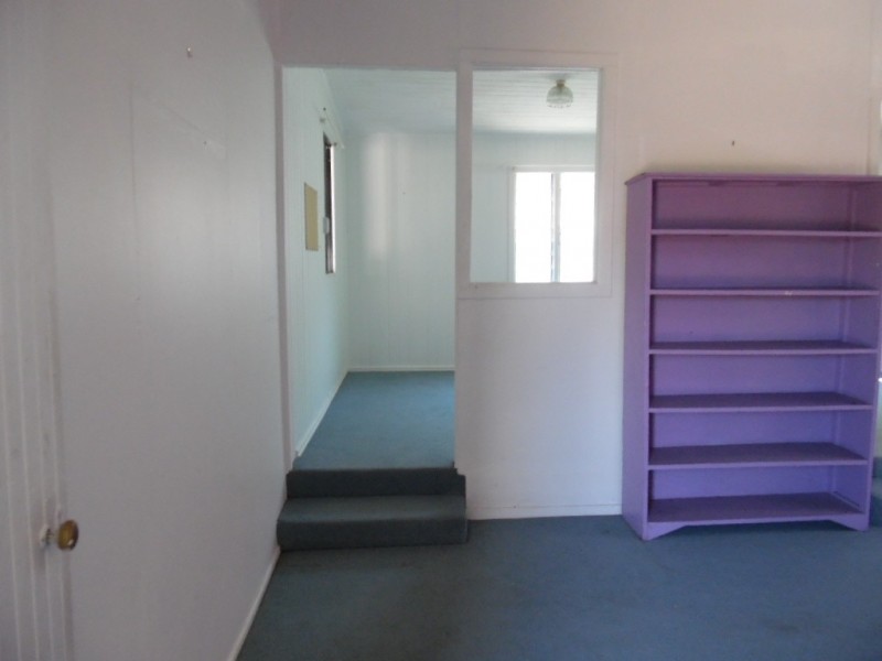35 Neils Street, Pialba QLD 4655