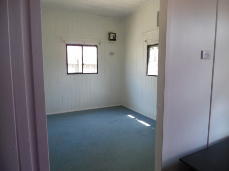 35 Neils Street, Pialba QLD 4655