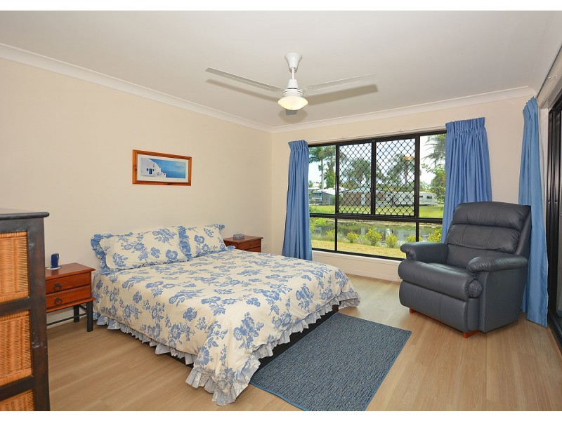 7 Florida Court, Torquay QLD 4655