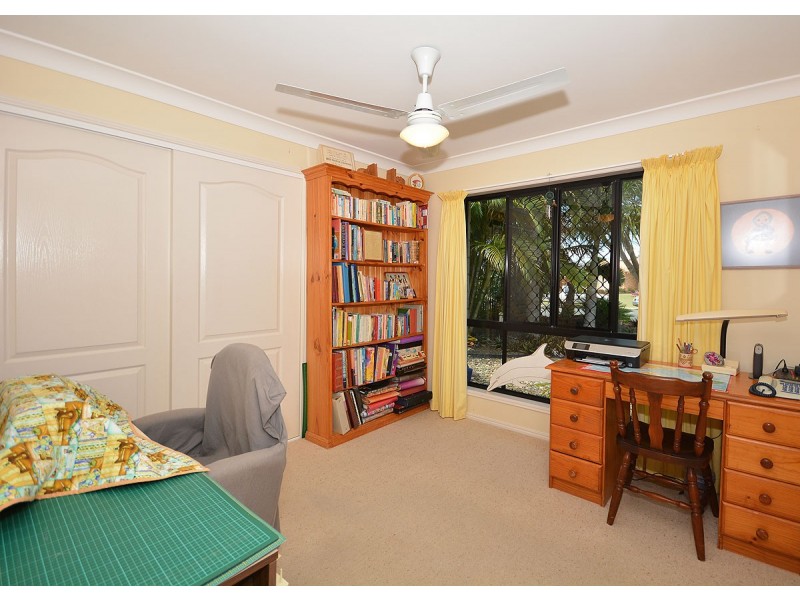 7 Florida Court, Torquay QLD 4655