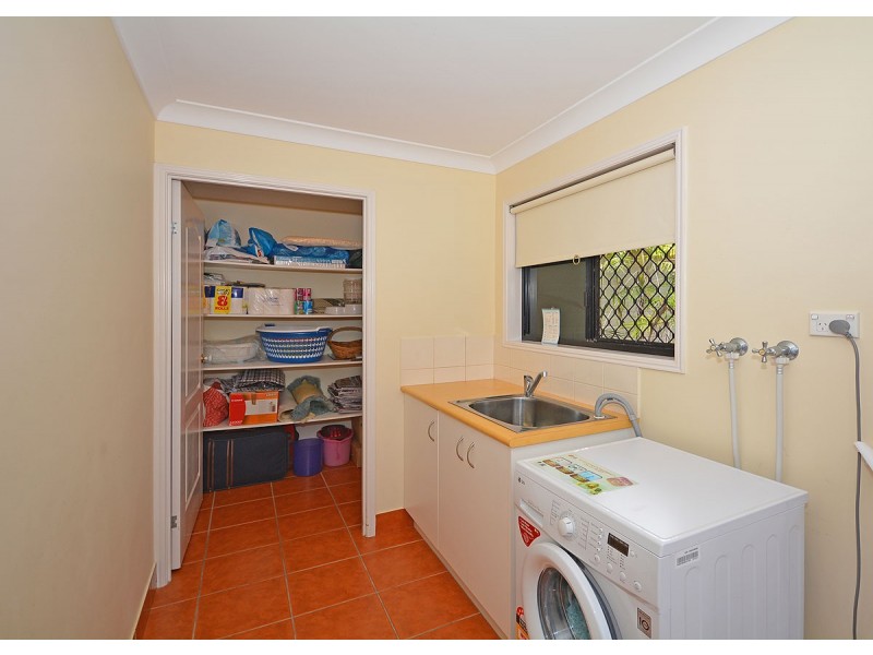 7 Florida Court, Torquay QLD 4655