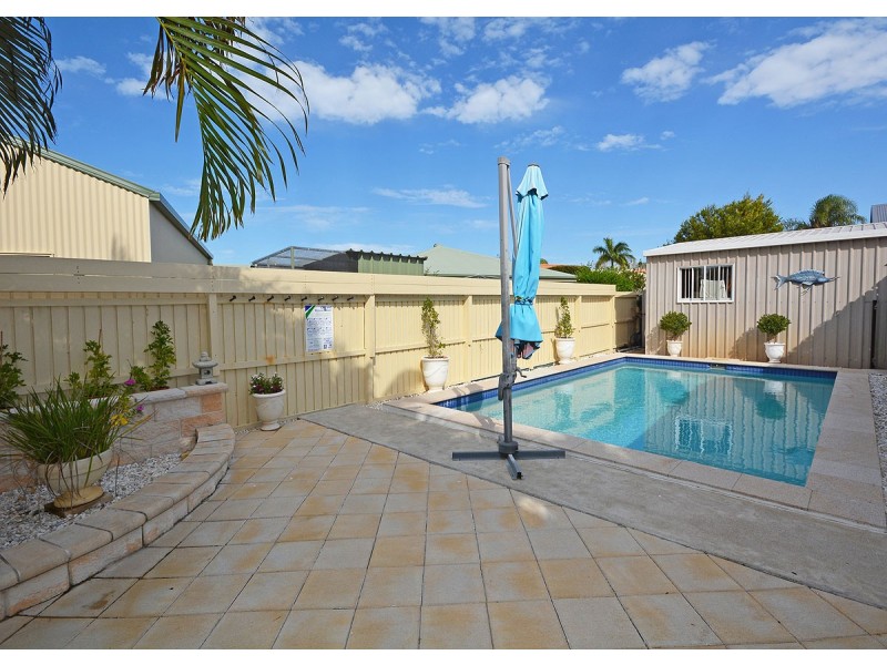 79 Truro Street, Torquay QLD 4655