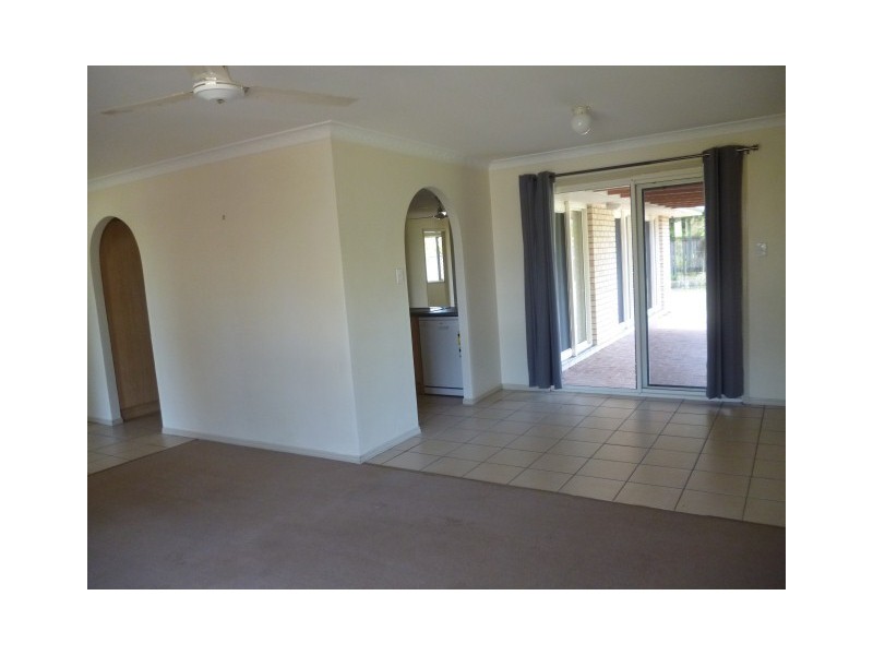 19 Thornbill Drive, Eli Waters QLD 4655