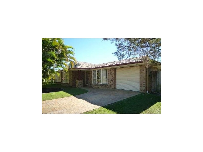 15 Thornbill Dr, Eli Waters QLD 4655
