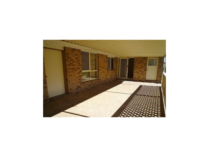 15 Thornbill Dr, Eli Waters QLD 4655