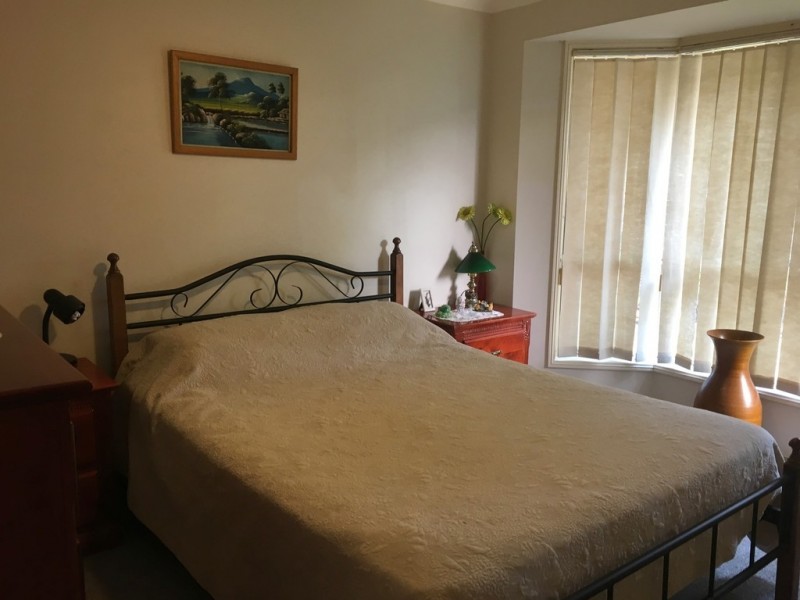 15 Thornbill Dr, Eli Waters QLD 4655