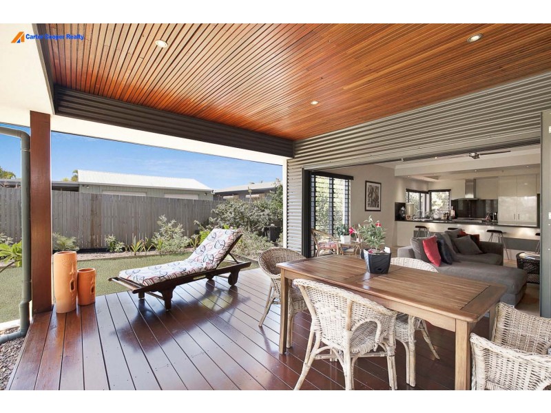 28 Park Street, Urangan QLD 4655