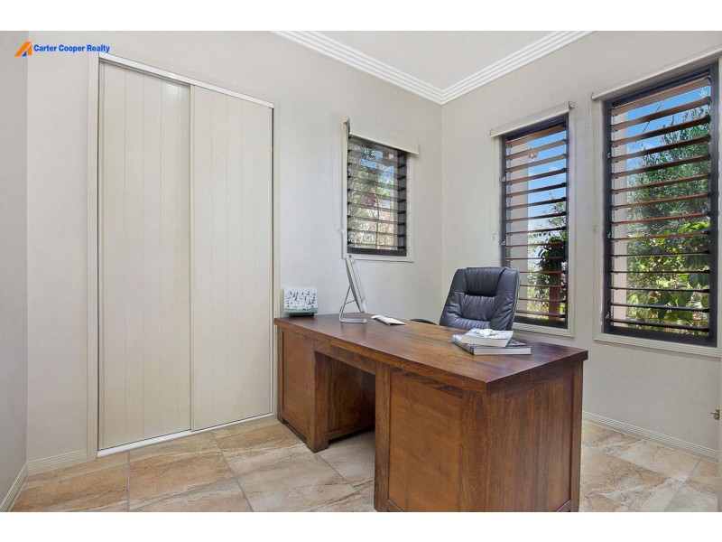 28 Park Street, Urangan QLD 4655