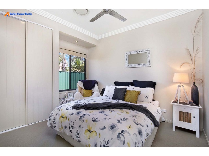 28 Park Street, Urangan QLD 4655