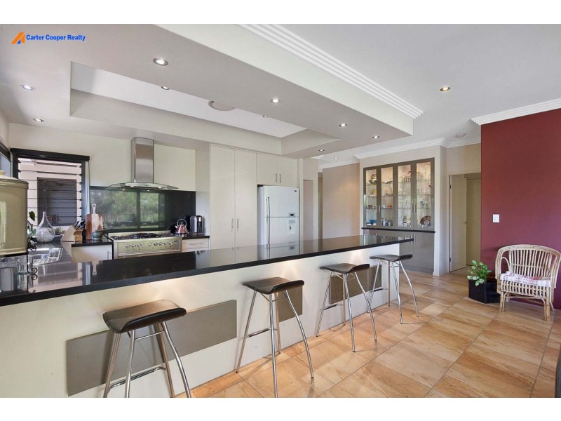 28 Park Street, Urangan QLD 4655