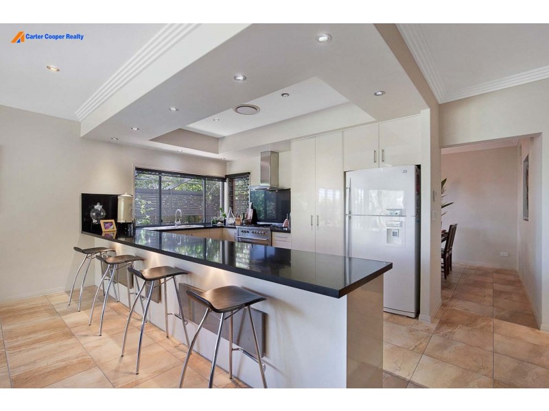 28 Park Street, Urangan QLD 4655