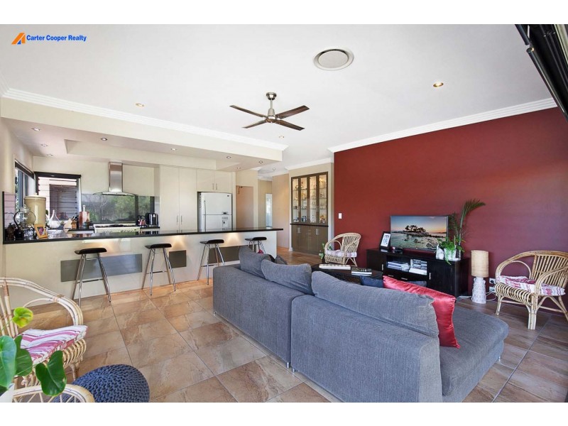 28 Park Street, Urangan QLD 4655