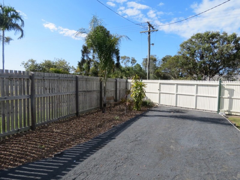 325 Torquay Terrace, Torquay QLD 4655