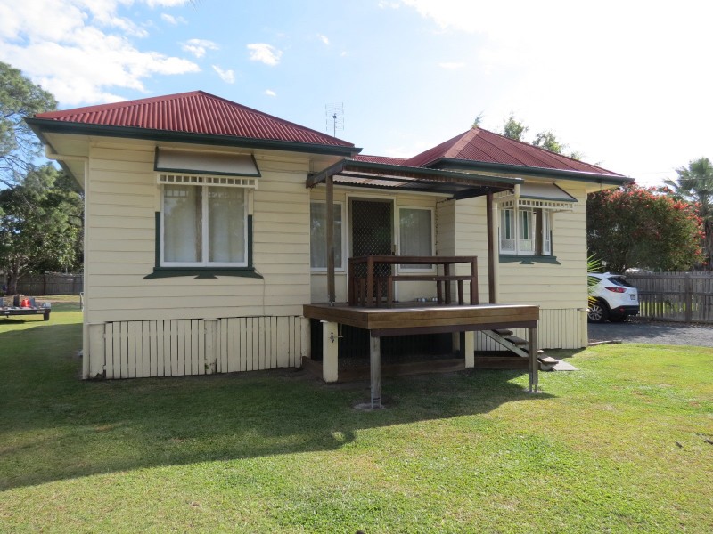 325 Torquay Terrace, Torquay QLD 4655