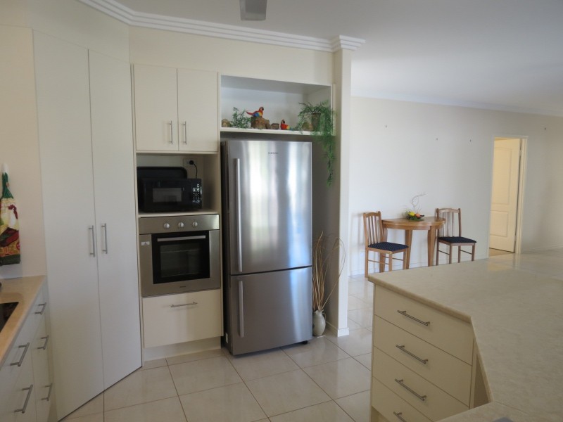 21 Lancaster Circuit, Urraween QLD 4655