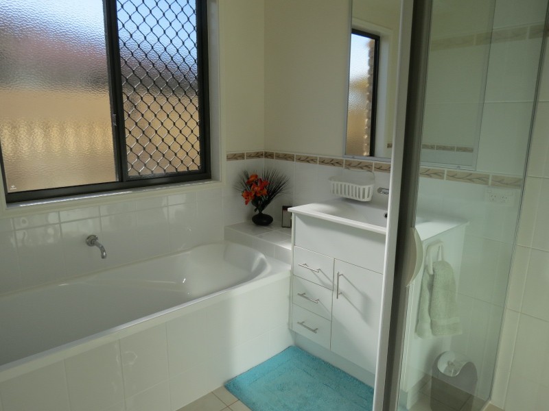 21 Lancaster Circuit, Urraween QLD 4655