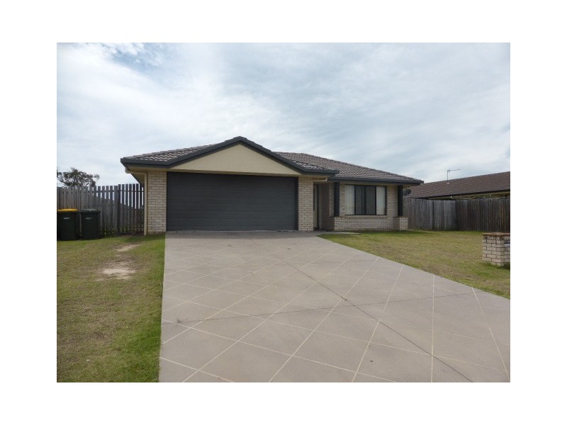 3 Pharlap Court, Point Vernon QLD 4655