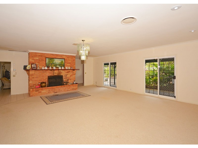 8 Washington Drive, Wondunna QLD 4655