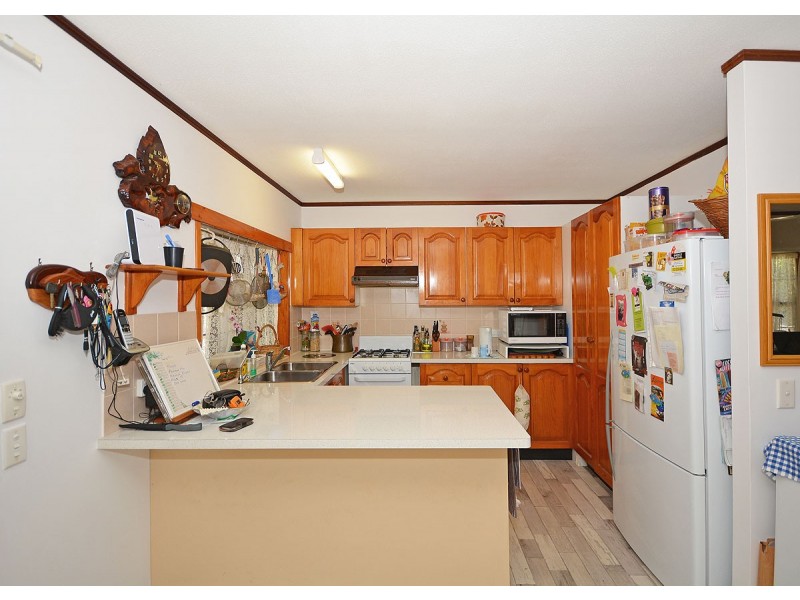 11-26 Corser St, Point Vernon QLD 4655