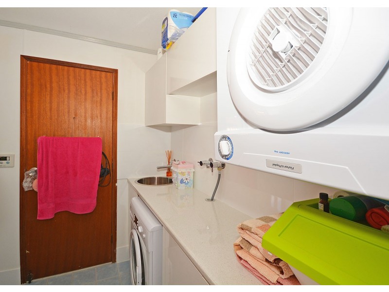 11-26 Corser St, Point Vernon QLD 4655