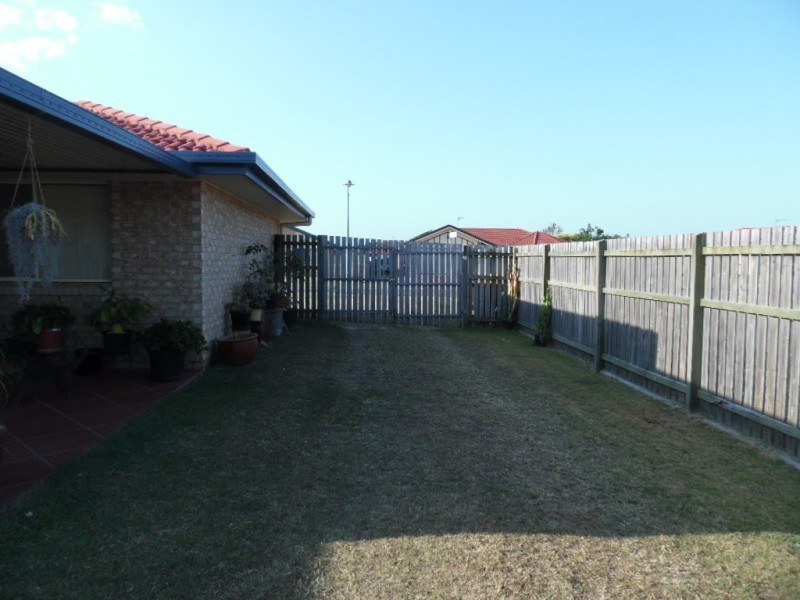 37 Archer St, Point Vernon QLD 4655