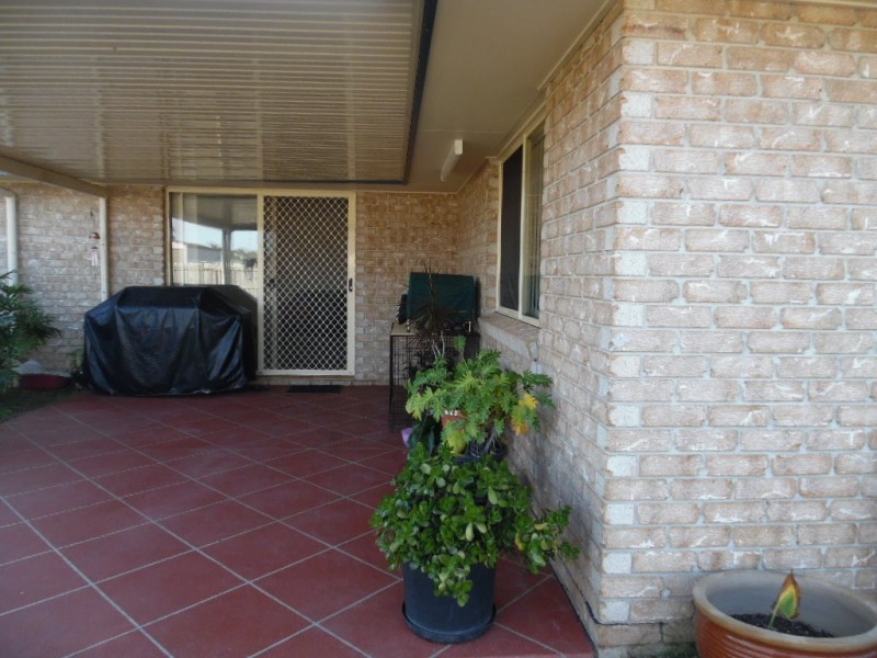 37 Archer St, Point Vernon QLD 4655