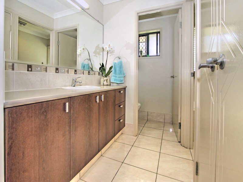 35 Carrick Way, Wondunna QLD 4655