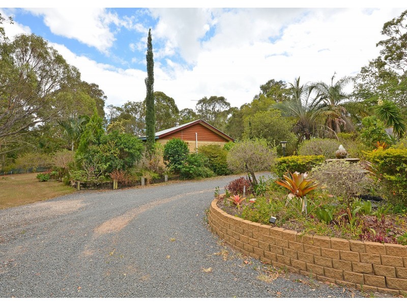 42 Senorita Parade, Urangan QLD 4655