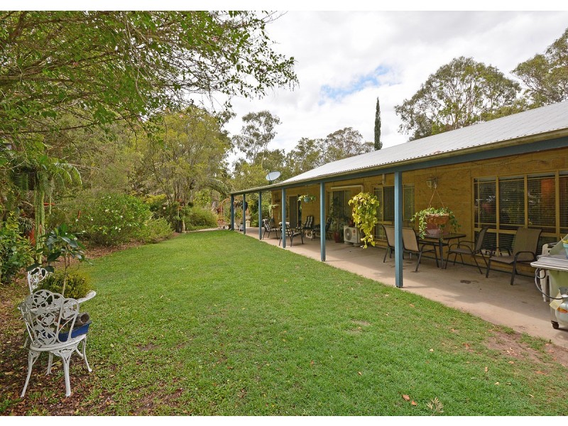 42 Senorita Parade, Urangan QLD 4655