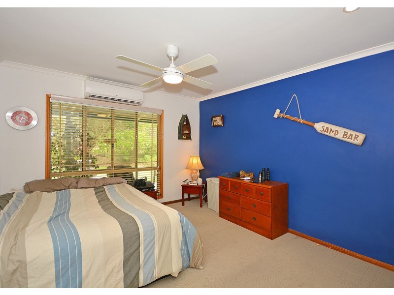 42 Senorita Parade, Urangan QLD 4655