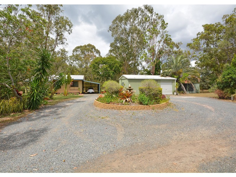 42 Senorita Parade, Urangan QLD 4655
