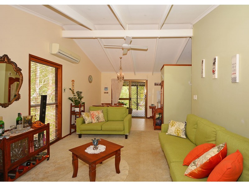 42 Senorita Parade, Urangan QLD 4655