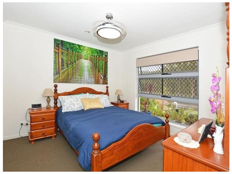 12 Roebuck Street, Urraween QLD 4655