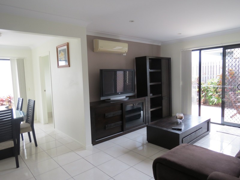 26/654 Esplanade, Urangan QLD 4655