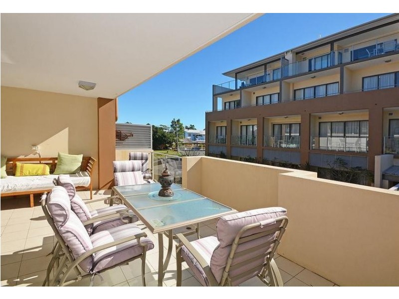 U209,350 Esplanade, Scarness QLD 4655
