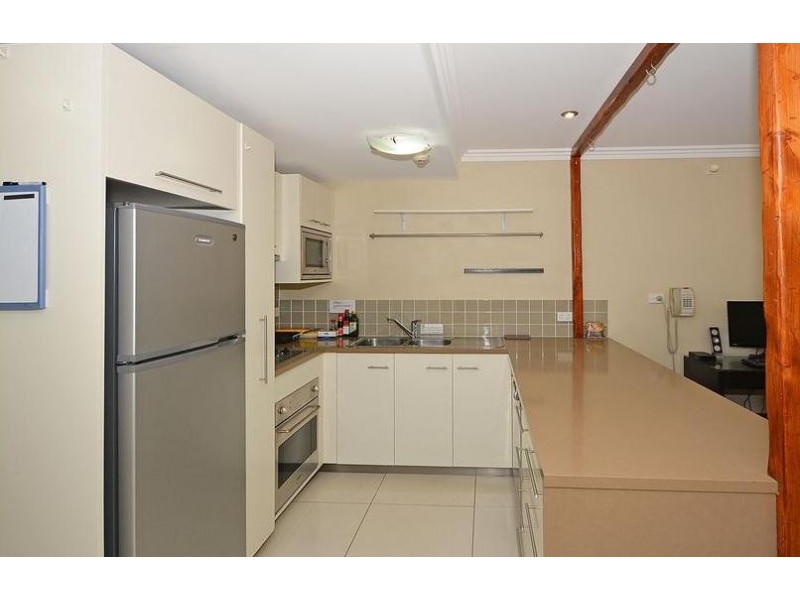U209,350 Esplanade, Scarness QLD 4655