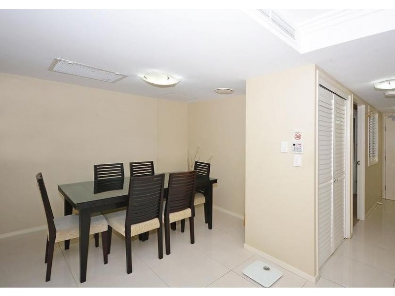 U209,350 Esplanade, Scarness QLD 4655