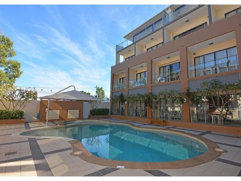 U209,350 Esplanade, Scarness QLD 4655