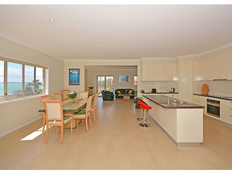 3 Aplin St, Point Vernon QLD 4655